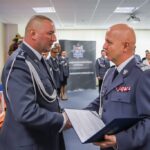 Kielce. Powołanie insp. Pawła Dzierżaka na stanowisko Komendanta Wojewódzkiego Policji w Kielcach. Na zdjęciu: insp. Paweł Dzierżak oraz Komendant Główny Policji gen. insp. Jarosław Szymczyk / KWP w Kielcach