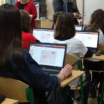 Lekcja matematyki w Publicznej Szkole Podstawowej nr 1 / Emilia Sitarska / Radio Kielce