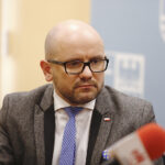 Konferencja w urzędzie marszałkowskim. Członek zarządu województwa Mariusz Gosek / Jarosław Kubalski / Radio Kielce