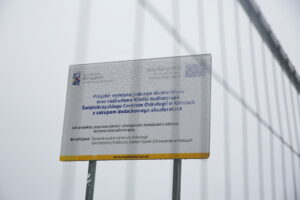 Plac budowy. Rozbudowa kliniki Radioterapii Świętokrzyskiego Centrum Onkologii / Marzena Mąkosa / Radio Kielce