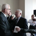 Regionalne spotkanie opłatkowe Zarządu Regionu Świętokrzyskiego NSZZ "Solidarność". Na zdjęciu: Waldemar Bartosz - przewodniczący świętokrzyskiej "Solidarności" i Krzysztof Lipiec - poseł PiS / Marzena Mąkosa / Radio Kielce