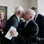 Regionalne spotkanie opłatkowe Zarządu Regionu Świętokrzyskiego NSZZ "Solidarność". Na zdjęciu: Waldemar Bartosz - przewodniczący świętokrzyskiej "Solidarności" i Krzysztof Lipiec - poseł PiS / Marzena Mąkosa / Radio Kielce