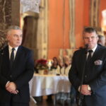 Spotkanie noworoczne dziennikarzy z Zarządem Województwa Świętokrzyskiego. Andrzej Bętkowski - marszałek województwa świętokrzyskiego i Mieczysław Gębski - wiceprzewodniczący sejmiku  / Marzena Mąkosa / Radio Kielce