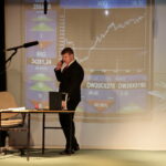 Spektakl pt. „Opowieść wigilijna” w wykonaniu młodych aktorów w kościele św. Jadwigi / Marzena Mąkosa / Radio Kielce