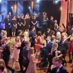 Studniówka V Liceum Ogólnokształcącego im. ks. Piotra Ściegiennego w Kielcach / Marzena Mąkosa / Radio Kielce