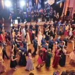 Studniówka V Liceum Ogólnokształcącego im. ks. Piotra Ściegiennego w Kielcach / Marzena Mąkosa / Radio Kielce