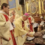 Msza święta w Katedrze. Suma radiowa. Jasełka / Marzena Mąkosa / Radio Kielce