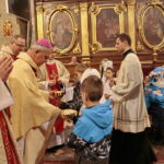 Msza święta w Katedrze. Suma radiowa. Jasełka / Marzena Mąkosa / Radio Kielce