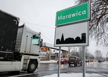 Morawica. Droga krajowa nr 73  / Marzena Mąkosa / Radio Kielce