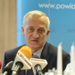 Spotkanie noworoczne w Starostwie Powiatowym. Na zdjęciu (od lewej): Jacek Kuzia - przewodniczący Rady Powiatu w Kielcach / Marzena Mąkosa / Radio Kielce