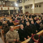 Jarosław Kaczyński w Starachowicach. Msza święta  w przeddzień 6. rocznicy śmierci Jadwigi Kaczyńskiej / Marzena Mąkosa / Radio Kielce