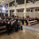 Jarosław Kaczyński w Starachowicach. Msza święta  w przeddzień 6. rocznicy śmierci Jadwigi Kaczyńskiej / Marzena Mąkosa / Radio Kielce
