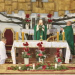 Jarosław Kaczyński w Starachowicach. Msza święta  w przeddzień 6. rocznicy śmierci Jadwigi Kaczyńskiej / Marzena Mąkosa / Radio Kielce