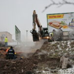 Awaria sieci ciepłowniczej na osiedlach Słoneczne Wzgórze i Świętokrzyskie. Ulica bpa Jaworskiego / Marzena Mąkosa / Radio Kielce