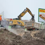 Awaria sieci ciepłowniczej na osiedlach Słoneczne Wzgórze i Świętokrzyskie. Ulica bpa Jaworskiego / Marzena Mąkosa / Radio Kielce