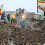 Awaria sieci ciepłowniczej na osiedlach Słoneczne Wzgórze i Świętokrzyskie. Ulica bpa Jaworskiego / Marzena Mąkosa / Radio Kielce