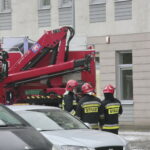 Alarmy bombowe. Ewakuacja Drugiego Urzędu Skarbowego przy ulicy Częstochowskiej / Marzena Mąkosa / Radio Kielce