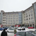 Alarmy bombowe. Ewakuacja Drugiego Urzędu Skarbowego przy ulicy Częstochowskiej / Marzena Mąkosa / Radio Kielce