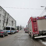 Alarmy bombowe. Ewakuacja Pierwszego Urzędu Skarbowego przy ulicy Wróbla / Marzena Mąkosa / Radio Kielce