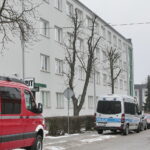 Alarmy bombowe. Ewakuacja Pierwszego Urzędu Skarbowego przy ulicy Wróbla / Marzena Mąkosa / Radio Kielce