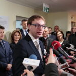 Szpital przy ulicy Wojska Polskiego. Krzysztof Kozłowski - wiceminister w MSWiA  / Marzena Mąkosa / Radio Kielce