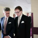 Szpital przy ulicy Wojska Polskiego. Na zdjęciu (od lewej): Krzysztof Słoń - senator RP i Krzysztof Kozłowski - wiceminister MSWiA  / Marzena Mąkosa / Radio Kielce