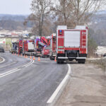 W Skorzeszycach samochód ciężarowy wjechał do rowu. Utrudnienia na trasie krajowej nr 74 z Kielc do Opatowa / M. Mąkosa / Radio Kielce