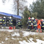 W Skorzeszycach samochód ciężarowy wjechał do rowu. Utrudnienia na trasie krajowej nr 74 z Kielc do Opatowa / M. Mąkosa / Radio Kielce