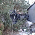 W Skorzeszycach samochód ciężarowy wjechał do rowu. Utrudnienia na trasie krajowej nr 74 z Kielc do Opatowa / M. Mąkosa / Radio Kielce