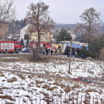 W Skorzeszycach samochód ciężarowy wjechał do rowu. Utrudnienia na trasie krajowej nr 74 z Kielc do Opatowa / M. Mąkosa / Radio Kielce