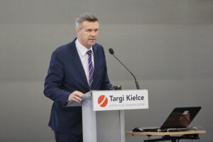 I Kieleckie Forum Rynku Nieruchomości. Na zdjęciu Bogdan Wenta - prezydent Kielc / Marzena Mąkosa / Radio Kielce