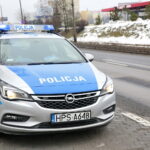 Nowe kamerki policyjne na mundurach patrolujących funkcjonariuszy / Marzena Mąkosa / Radio Kielce