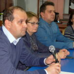 Spotkanie rodziców i dyrekcji Szkoły Podstawowej nr 2 / Grażyna Szlęzak-Wójcik / Radio Kielce