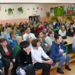 Spotkanie rodziców i dyrekcji Szkoły Podstawowej nr 2 / Grażyna Szlęzak-Wójcik / Radio Kielce