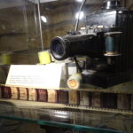 Pan tu nie stał, czyli perły PRL-u w Podziemnej Trasie Turystycznej w Opatowie / Emilia Sitarska / Radio Kielce