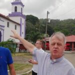 Kielczanie z biskupem Janem Piotrowskim w stolicy Panamy / Ksiądz Łukasz Zygmunt, ksiądz Michał Haśnik, Aleksandra Kujszczyk