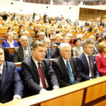 Kielce. Świętokrzyski Urząd Wojewódzki. Wicepremier Beata Szydło uczestniczy w debacie na temat rządowych programów społecznych / Jarosław Kubalski / Radio Kielce