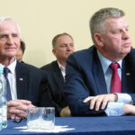 Baćkowice. Spotkanie ministra rolnictwa Jana Krzysztofa Ardanowskiego z rolnikami powiatu opatowskiego / Emilia Sitarska / Radio Kielce