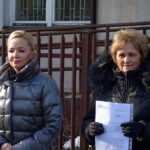 Starachowice. Zgłoszenie sprawy podwójnego głosowanie podczas sesji Rady Powiatu. Na zdjęciu (od lewej): radna Agnieszka Kuś i radna Danuta Krępa / Anna Głąb / Radio Kielce