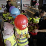 Dzień otwarty Radia Kielce. Wizyta dzieci z Przedszkola Samorządowego nr 18 w Kielcach / Aneta Cielibała-Gil / Radio Kielce