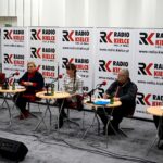 Studio Polityczne. Na zdjęciu (od lewej): Marek Kwitek - PiS, Róża Thun - PO, Magdalena Fogiel-Litwinek - Kukiz'15, Czesław Siekerski - PSL, Marek Kowalski - Nowoczesna / Karol Żak / Radio Kielce