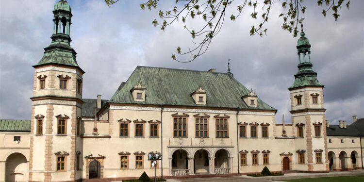 Muzeum Narodowe w Kielcach, Pałac Biskupów Krakowskich w Kielcach / Robert Felczak / Radio Kielce