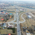 Skrzyżowanie drogi krajowej nr 74  z drogą gminną do Maciejówki, gdzie powstanie rondo. / Jarosław Kubalski / Radio Kielce