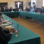 Obrady Młodzieżowego Sejmiku Województwa Świętokrzyskiego / Grażyna Szlęzak-Wójcik / Radio Kielce