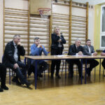 Chroberz, gmina Złota. Mieszkańcy są przeciwni przekazaniu prowadzenia Szkoły Podstawowej w Chrobrzu w prywatne ręce / Marta Gajda / Radio Kielce