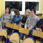 Chroberz, gmina Złota. Mieszkańcy są przeciwni przekazaniu prowadzenia Szkoły Podstawowej w Chrobrzu w prywatne ręce / Marta Gajda / Radio Kielce