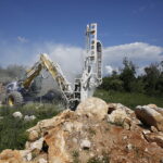 25.05.2018 Kielce. Ogród botaniczny. Prowadzone są odwierty, aby sprawdzić przestrzenie podziemne / Jarosław Kubalski / Radio Kielce