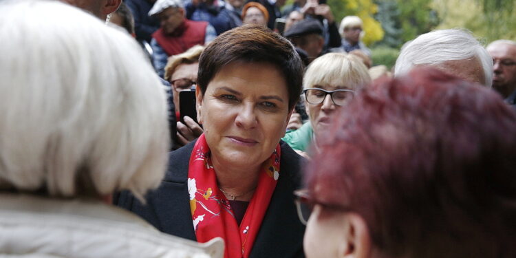 08.10.2018 Busko -Zdrój. Premier Beata Szydło spotkała się z mieszkańcami / Jarosław Kubalski / Radio Kielce