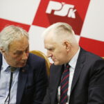04.02.2019 Kielce. PŚk. Konferencja prasowa, z udziałem wicepremiera Jarosława Gowina, na temat zawodów łazików marsjańskich. Rektor PŚK Wiesław Trąmpczyński i wicepremier Jarosław Gowin / Jarosław Kubalski / Radio Kielce