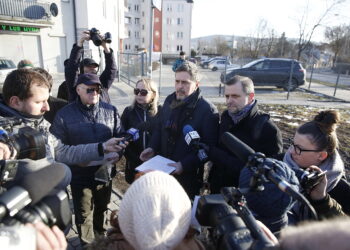 07.02.2019 Kielce. Mieszkańcy ulicy Nowej protestują przeciwko planom pierwszej budowy w trybie specustawy mieszkaniowej / Jarosław Kubalski / Radio Kielce